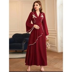 Burgundy maroon cream holiday maxi size XL